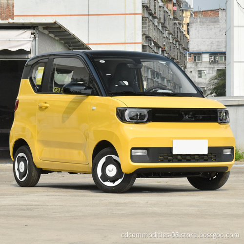 الشركة المصنعة الصينية الشهيرة EV Car Wuling Hongguang Mini 4 مقاعد